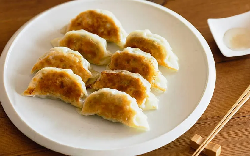 ジューシーな焼きぎょうざ